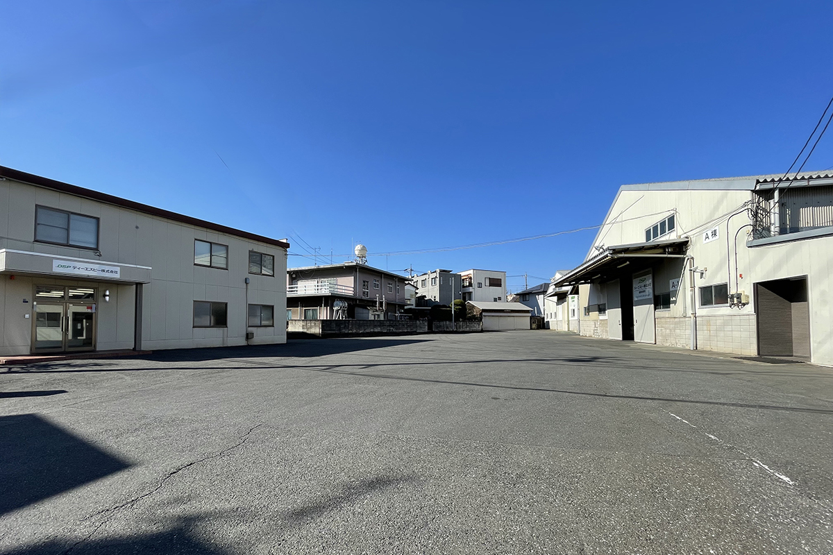 ディーエスピー株式会社　朝霞事業所外観